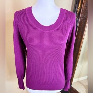 NWT LOFT Vibrant Magenta Crew Neck Sweater size medium